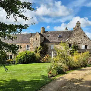 Hébergement de vacances De Charme Au Manoir Du Plessis-quinquis, Sainte-Seve